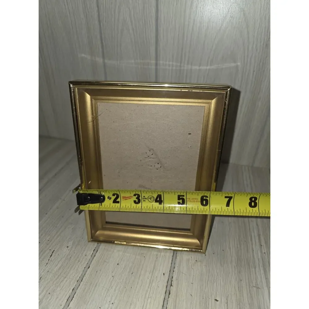 Vtg Picture Frame Gold Tone With Gold Border 5x7 Standing Easel Photo Frame